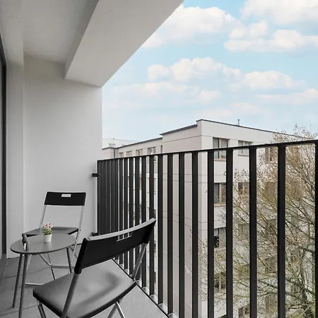 Spacious With Balcony By Rent Like Apartment Poznan
