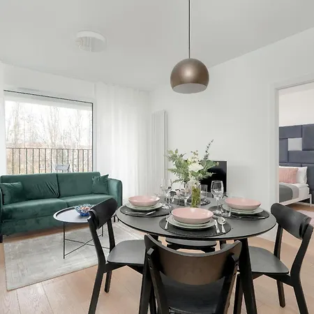 Spacious With Balcony By Rent Like Lejlighed *