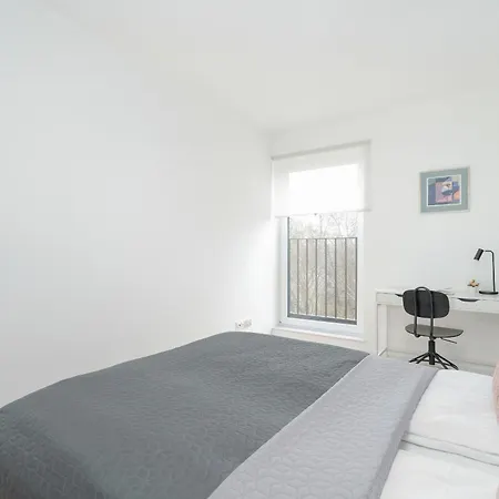 Spacious With Balcony By Rent Like * ポズナン