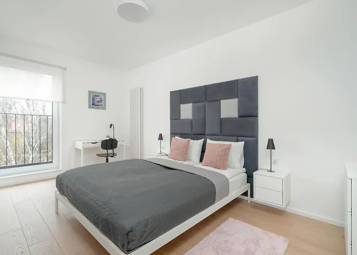 Spacious With Balcony By Rent Like Appartement *